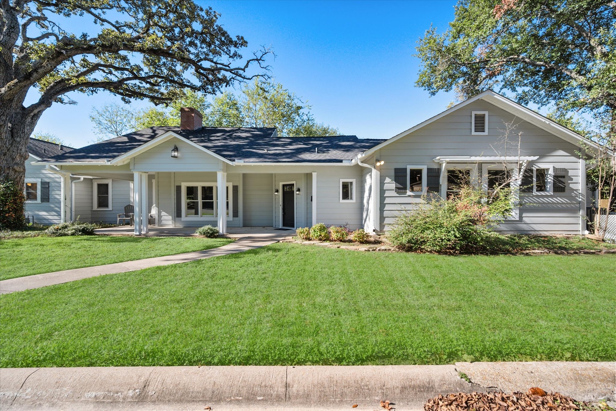 1100 Governors Drive Corsicana TX 75110