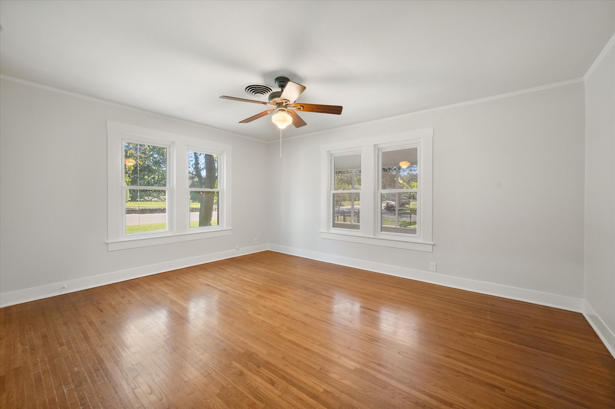 1100 Governors Drive Corsicana TX 75110