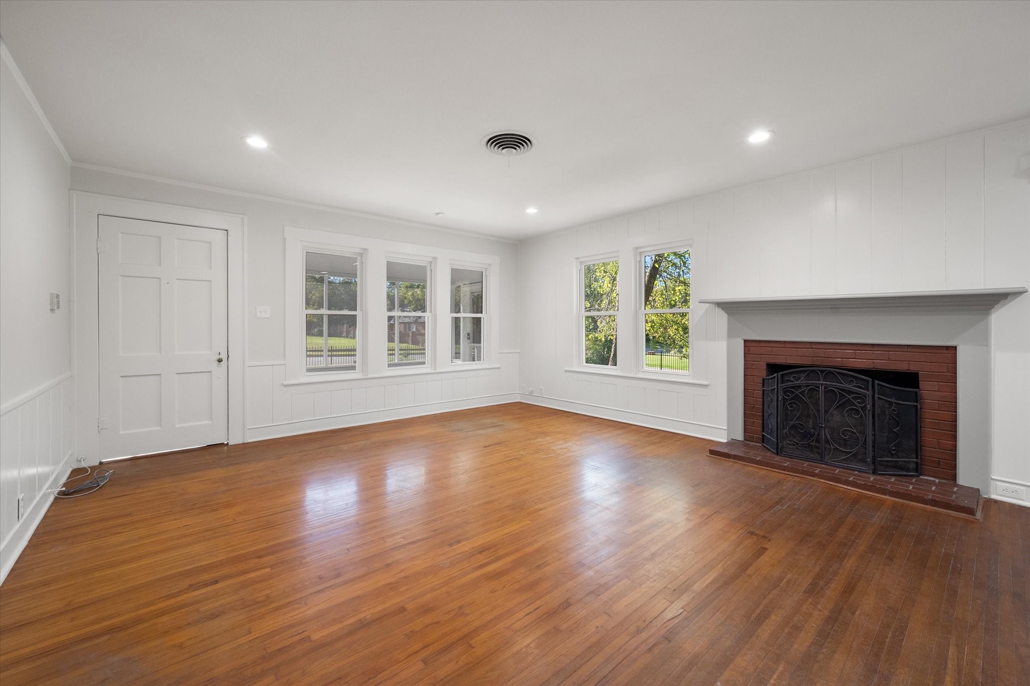 1100 Governors Drive Corsicana TX 75110
