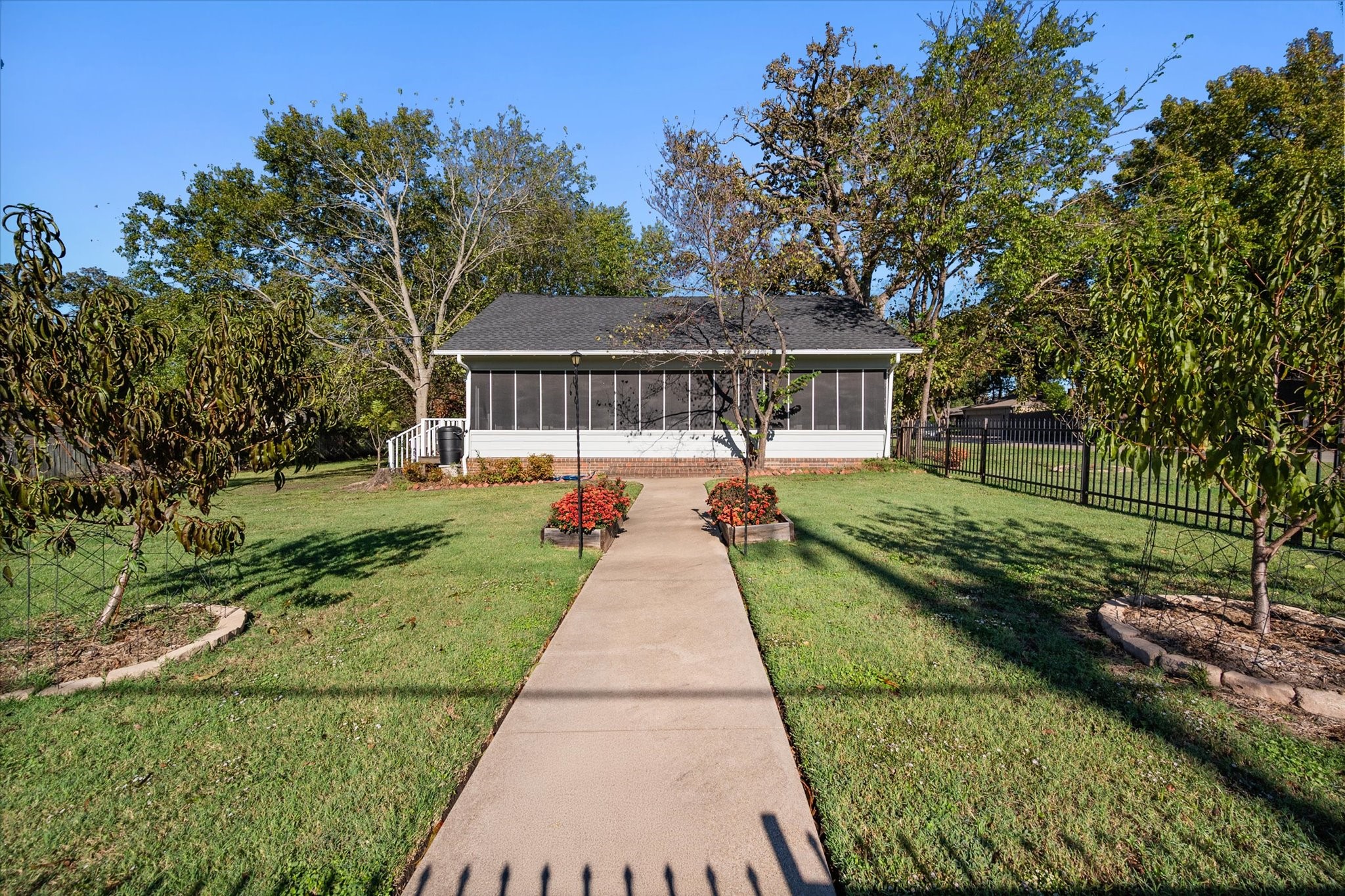 1100 Governors Drive Corsicana TX 75110