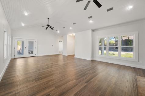 1100 Governors Drive Corsicana TX 75110