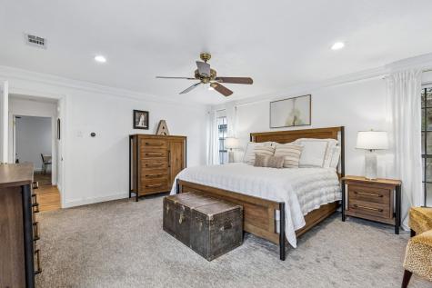 9216 Middle Glen Drive Dallas TX 75243