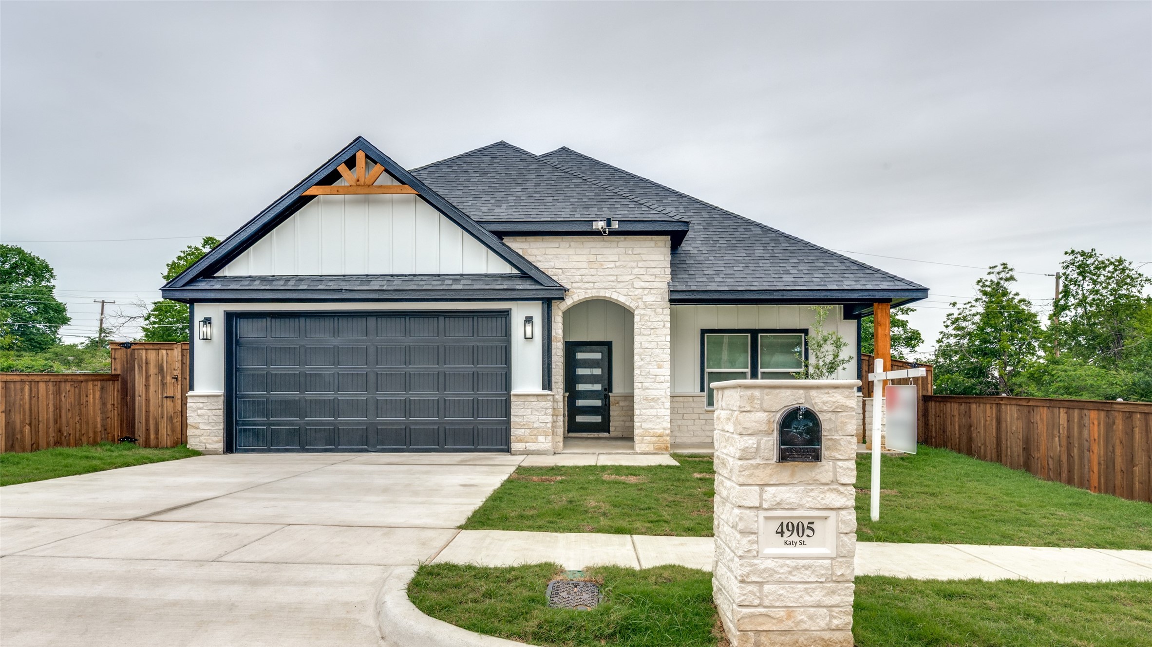 4905 Katy Street Fort Worth TX 76105