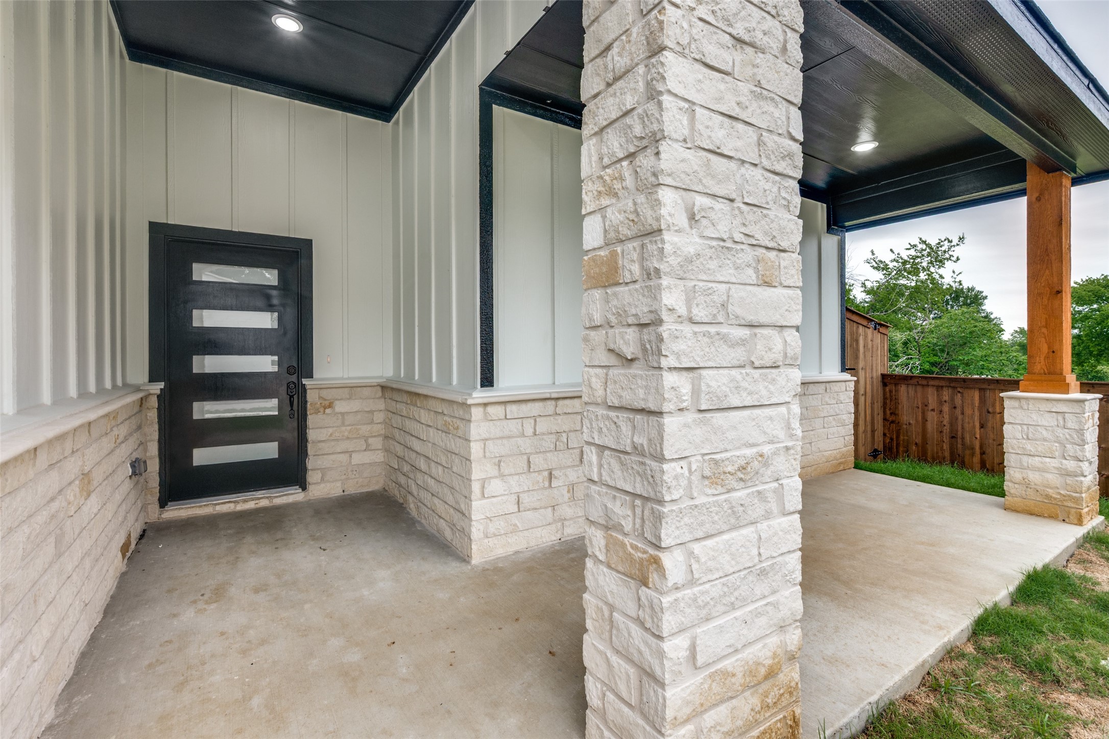 4905 Katy Street Fort Worth TX 76105