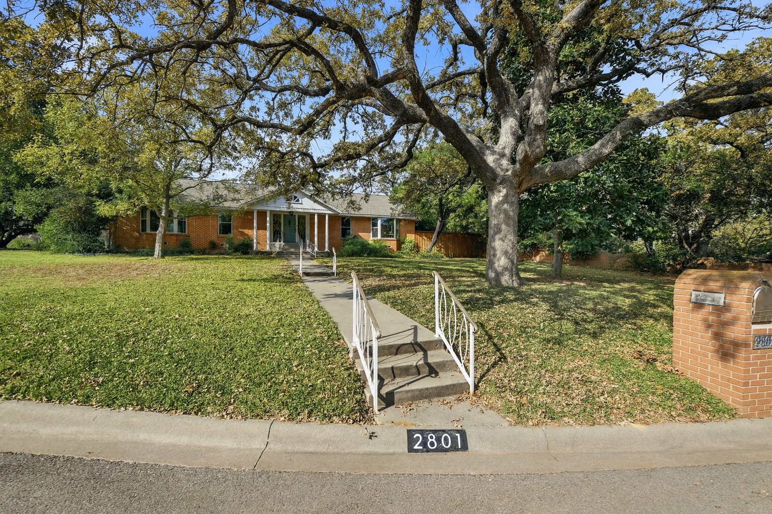 2801 Longfellow Lane Denton TX 76209