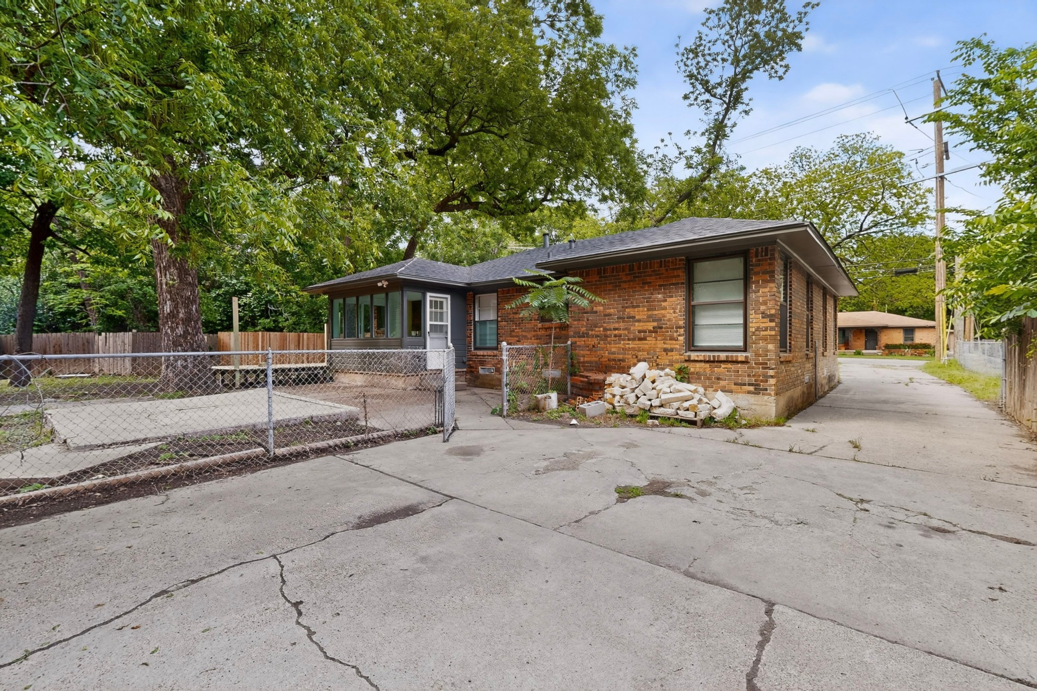7122 Piedmont Drive Dallas TX 75227