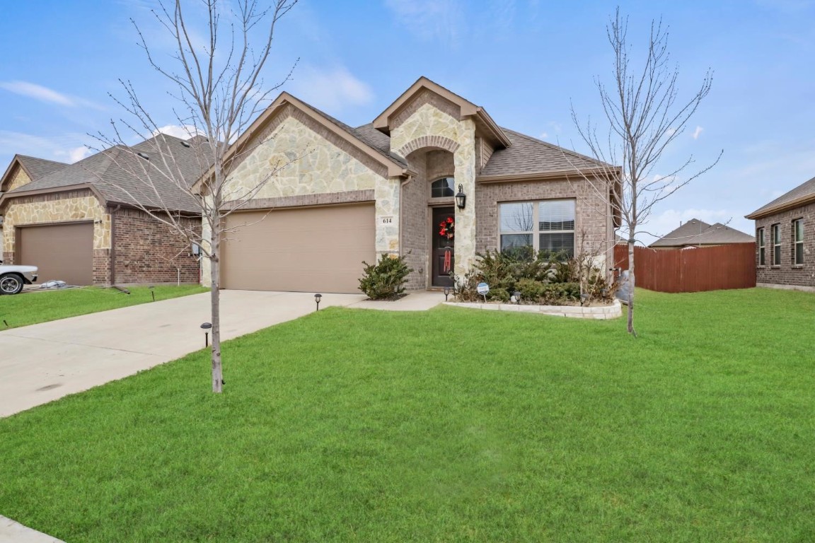 614 Sycamore Drive Greenville TX 75402