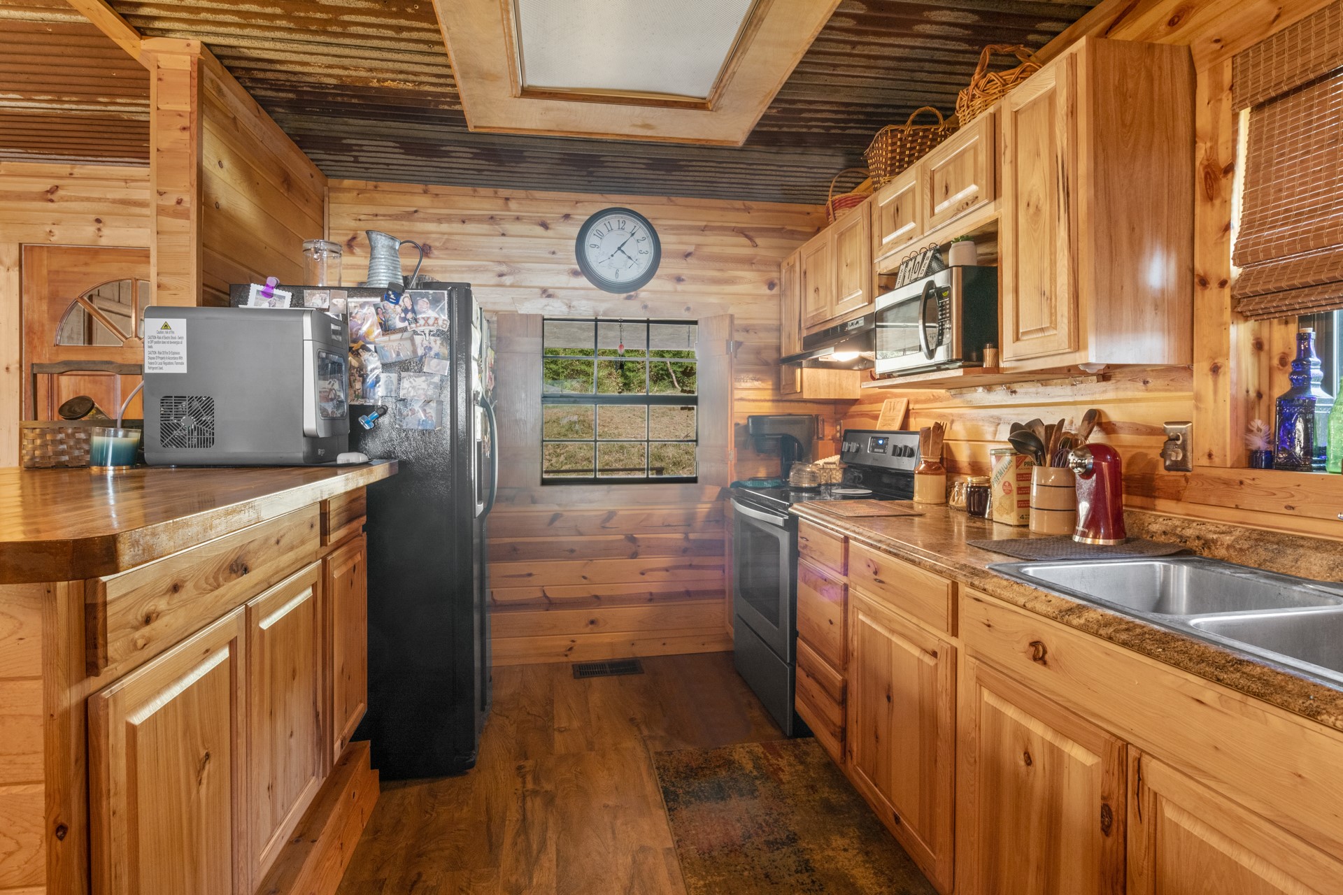 229 County Road 3637 Jefferson TX 75657