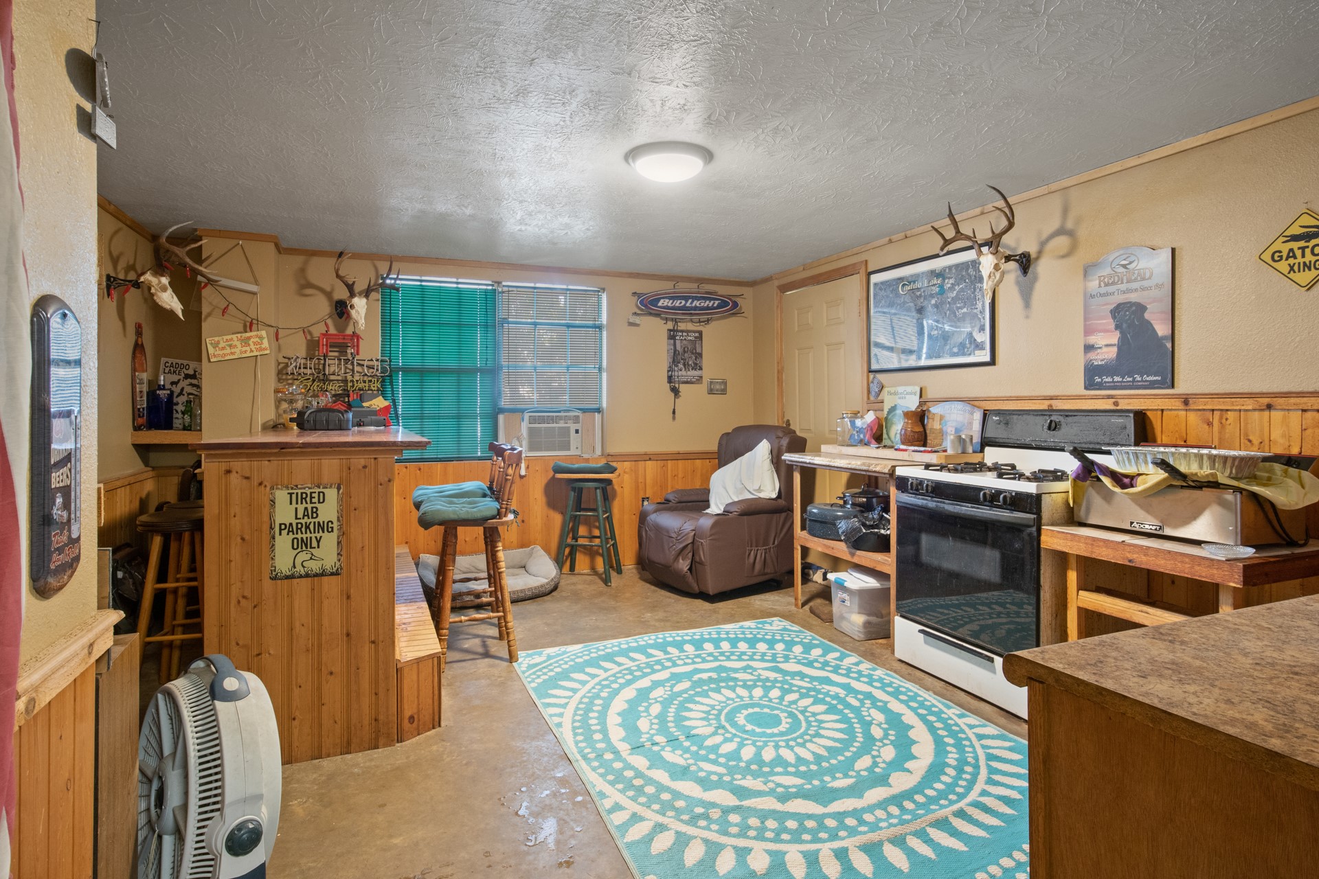 229 County Road 3637 Jefferson TX 75657