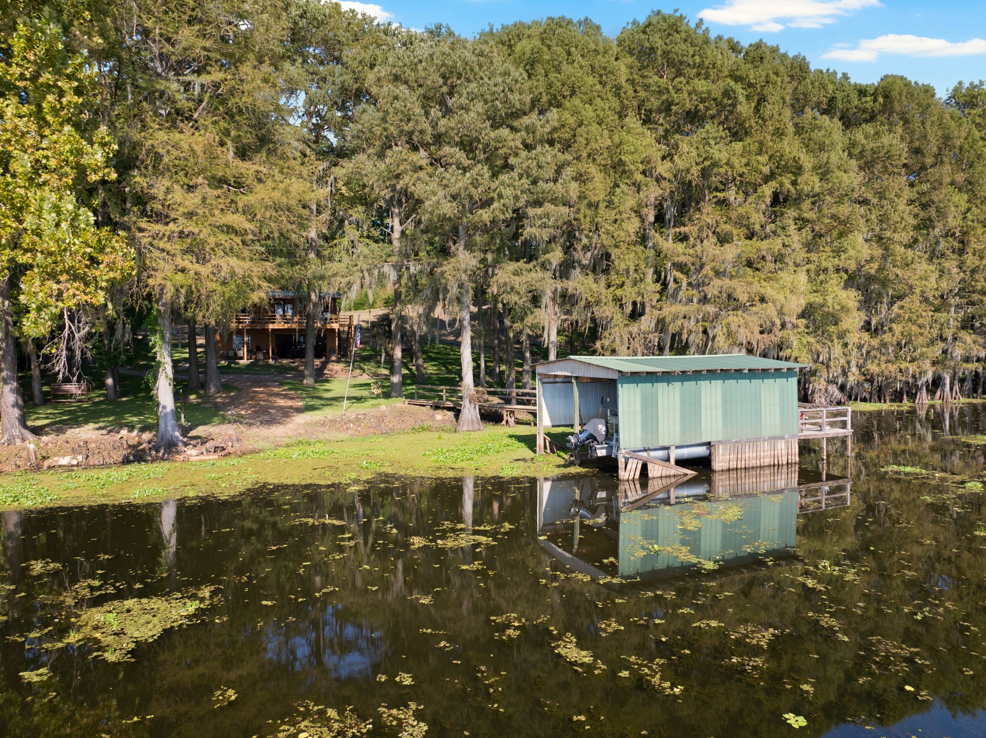 229 County Road 3637 Jefferson TX 75657