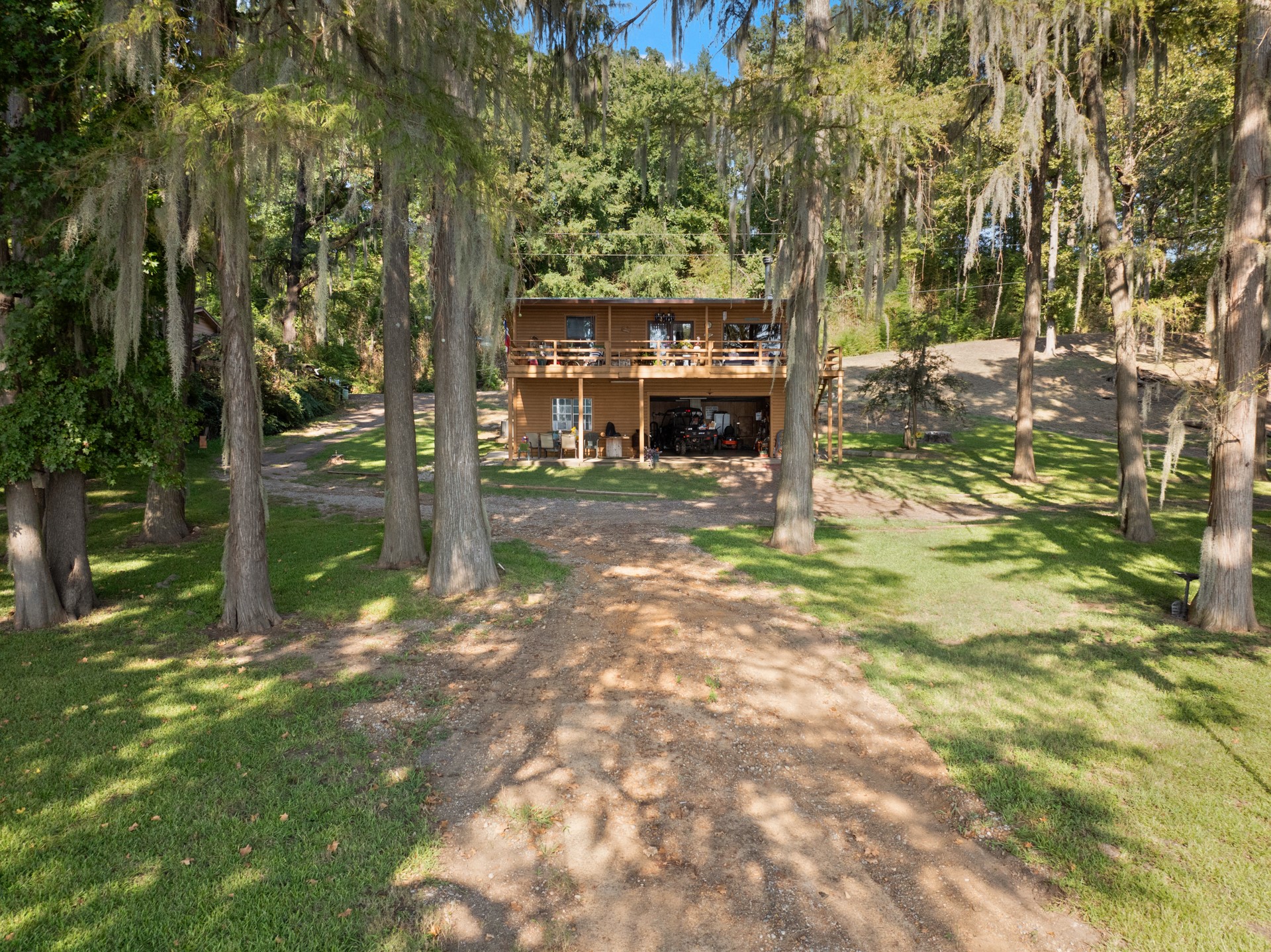 229 County Road 3637 Jefferson TX 75657