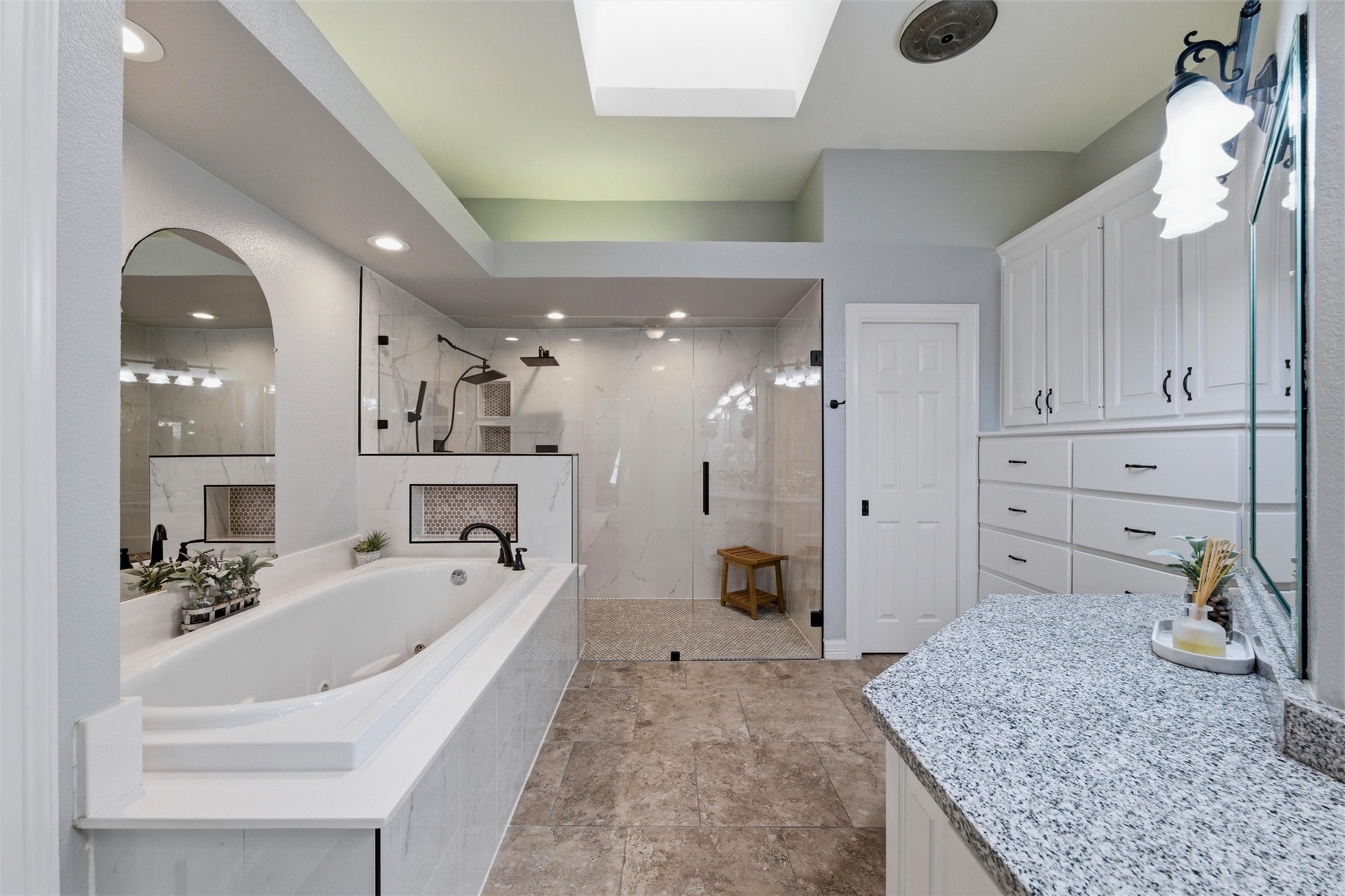 2202 White Lane Haslet TX 76052