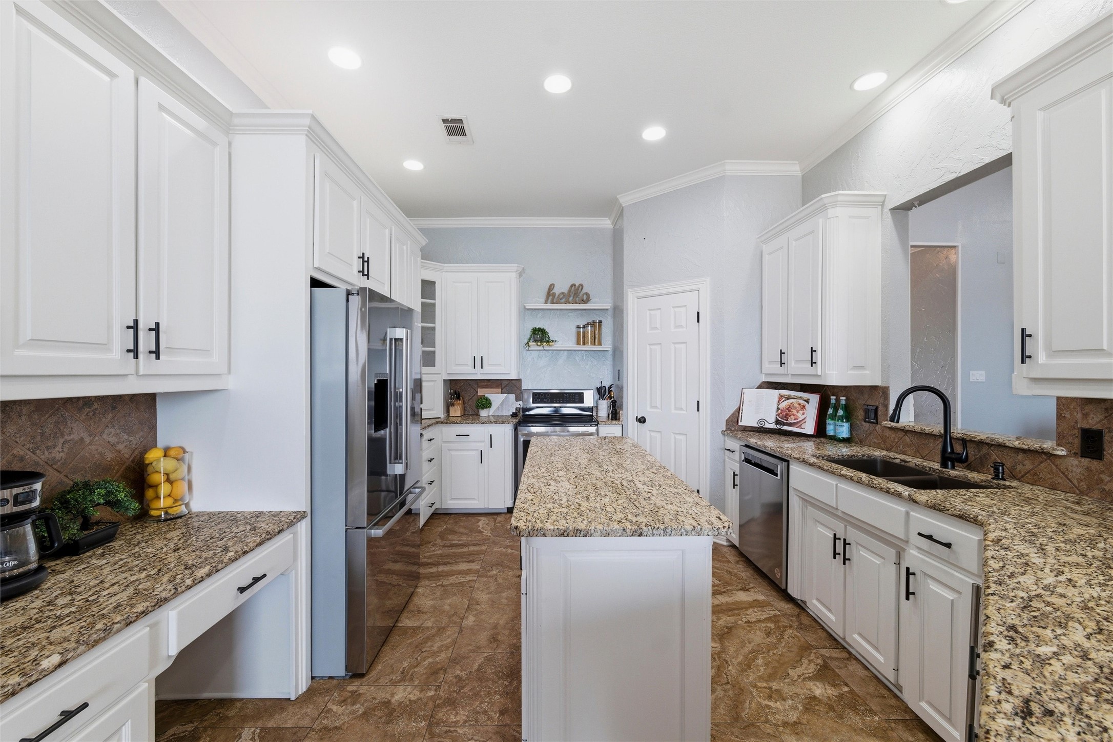 2202 White Lane Haslet TX 76052