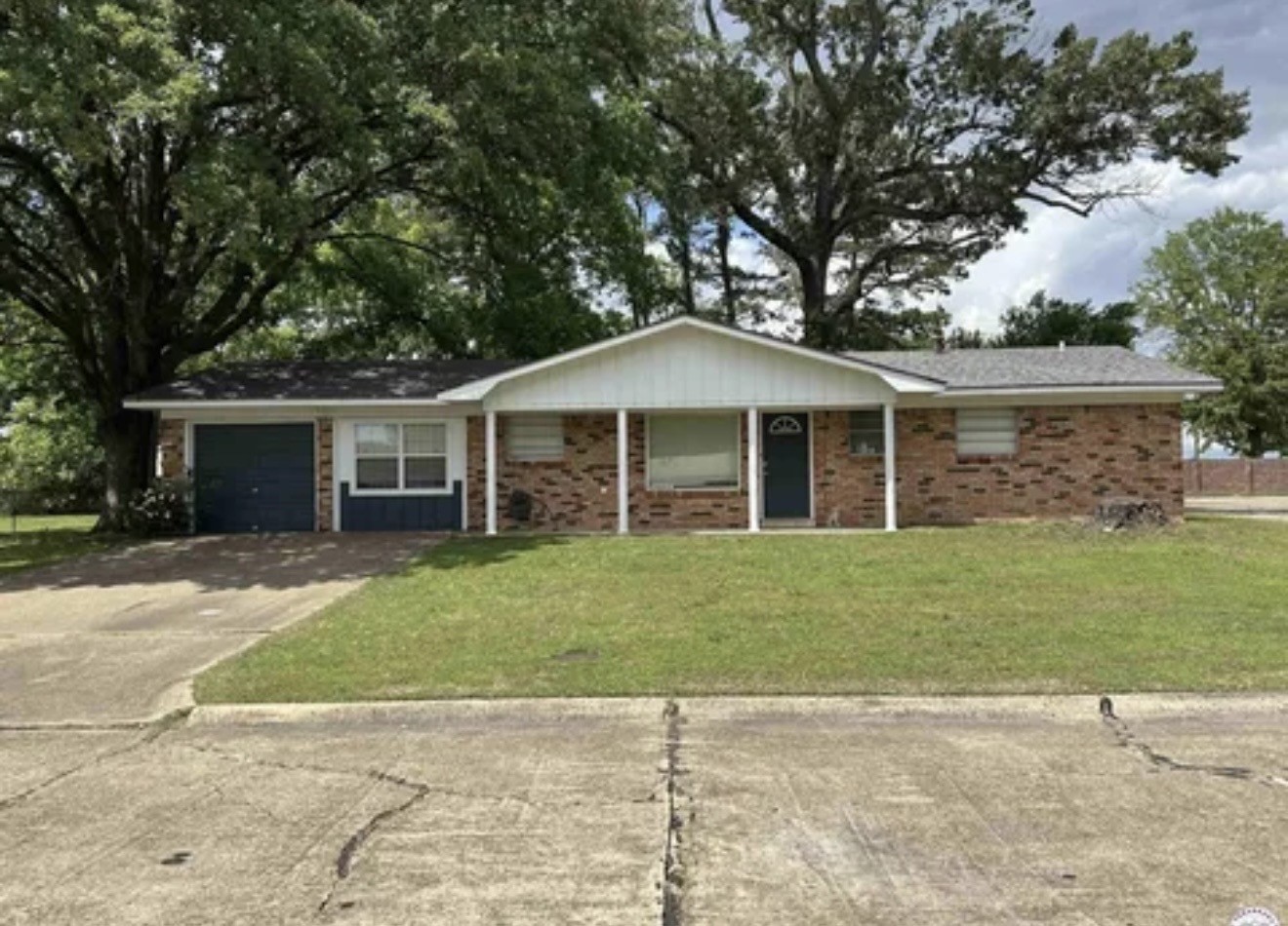 1002 Champion Street Texarkana TX 75501