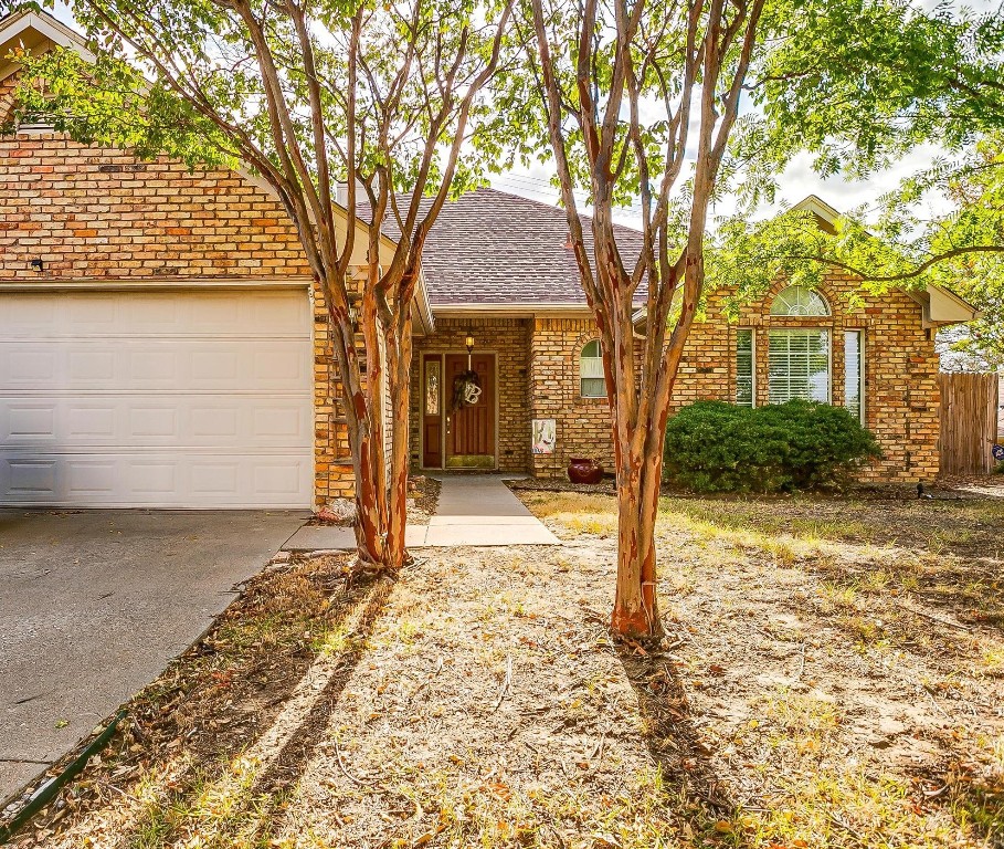 1207 Westbriar Drive Weatherford TX 76086