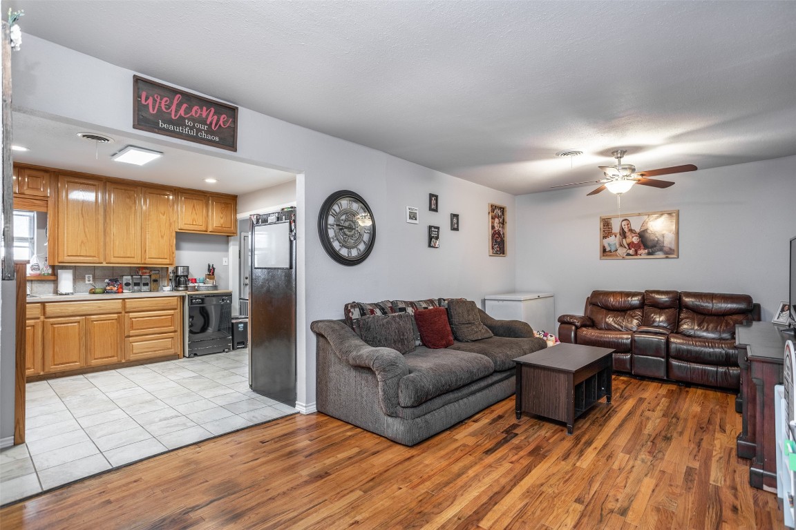 310 Wainwright Street Whitesboro TX 76273
