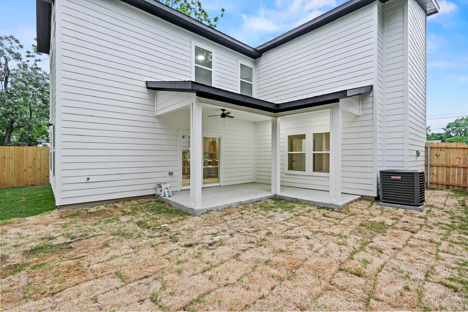 2515 Southland Street Dallas TX 75215