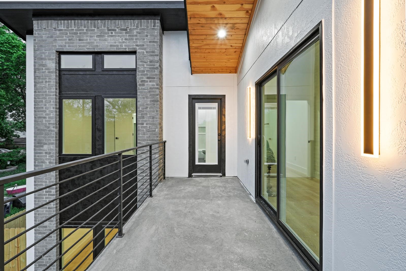 2515 Southland Street Dallas TX 75215