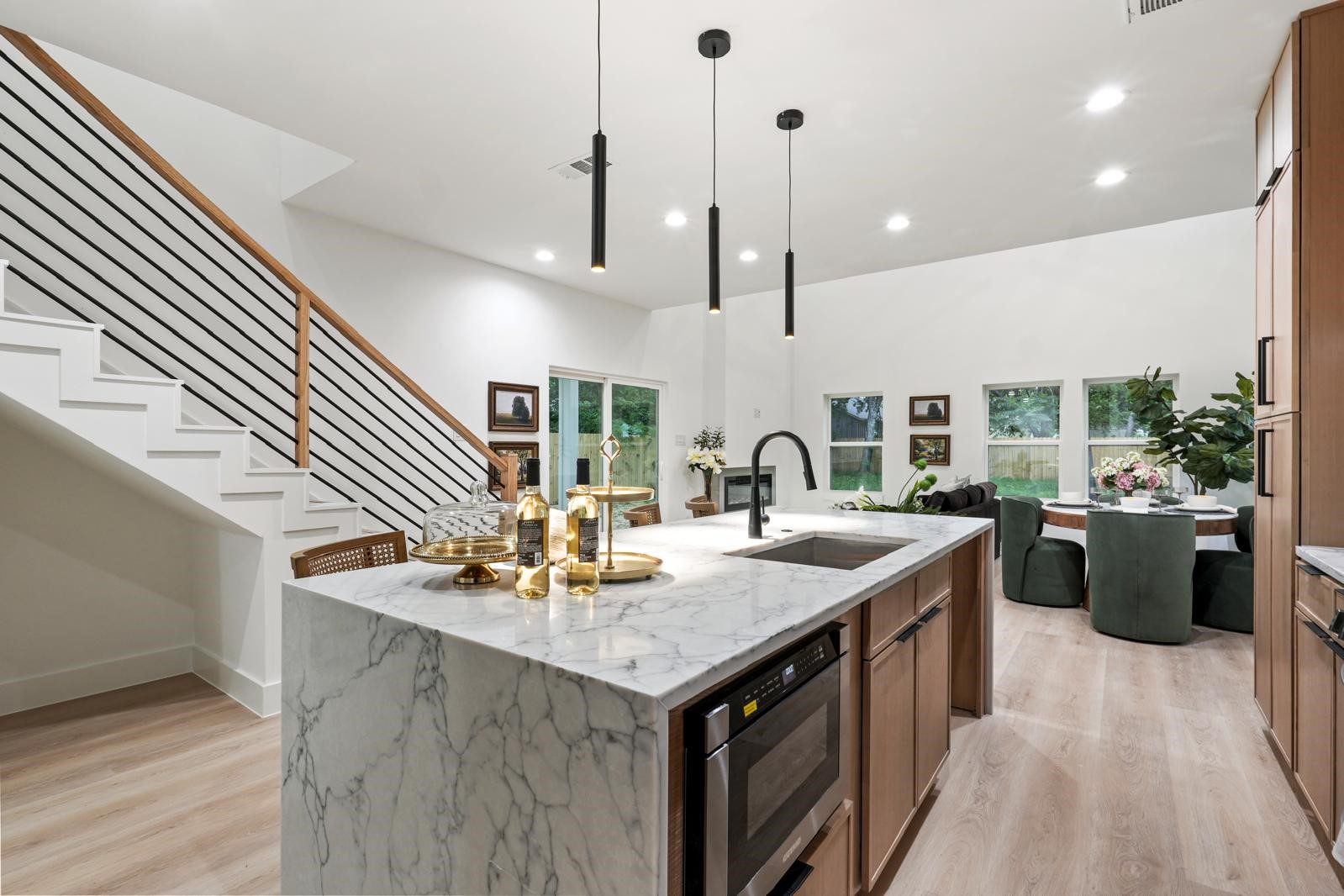 2515 Southland Street Dallas TX 75215