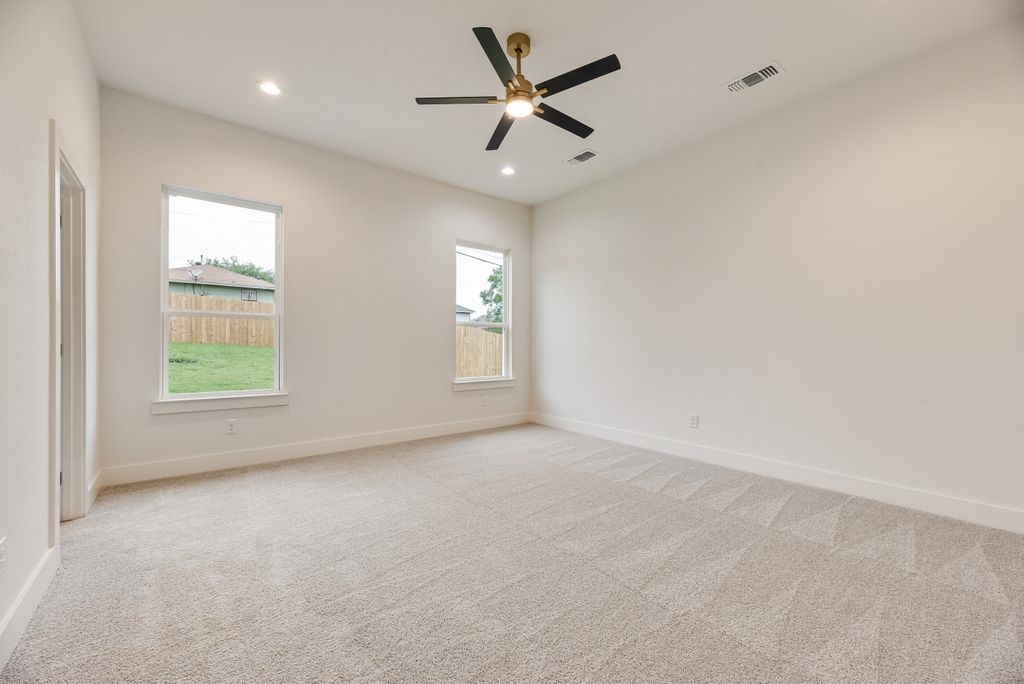 6038 Plum Dale Road Dallas TX 75241
