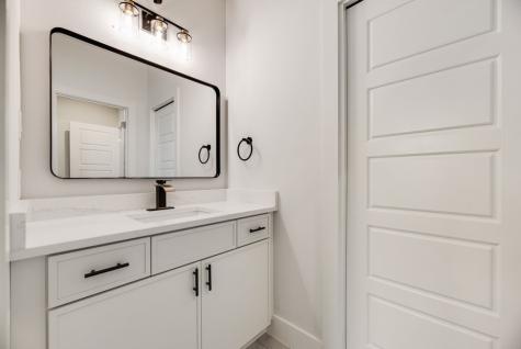 6038 Plum Dale Road Dallas TX 75241
