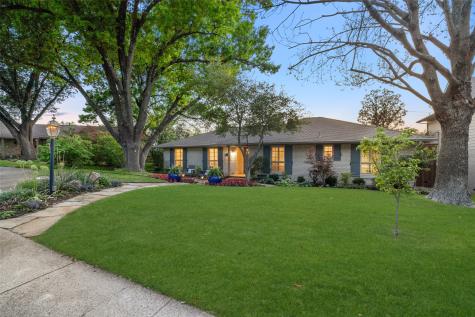 9709 Elmcrest Drive Dallas TX 75238
