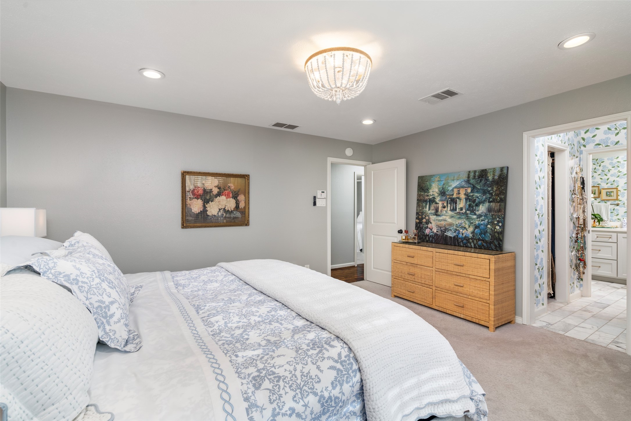 9709 Elmcrest Drive Dallas TX 75238