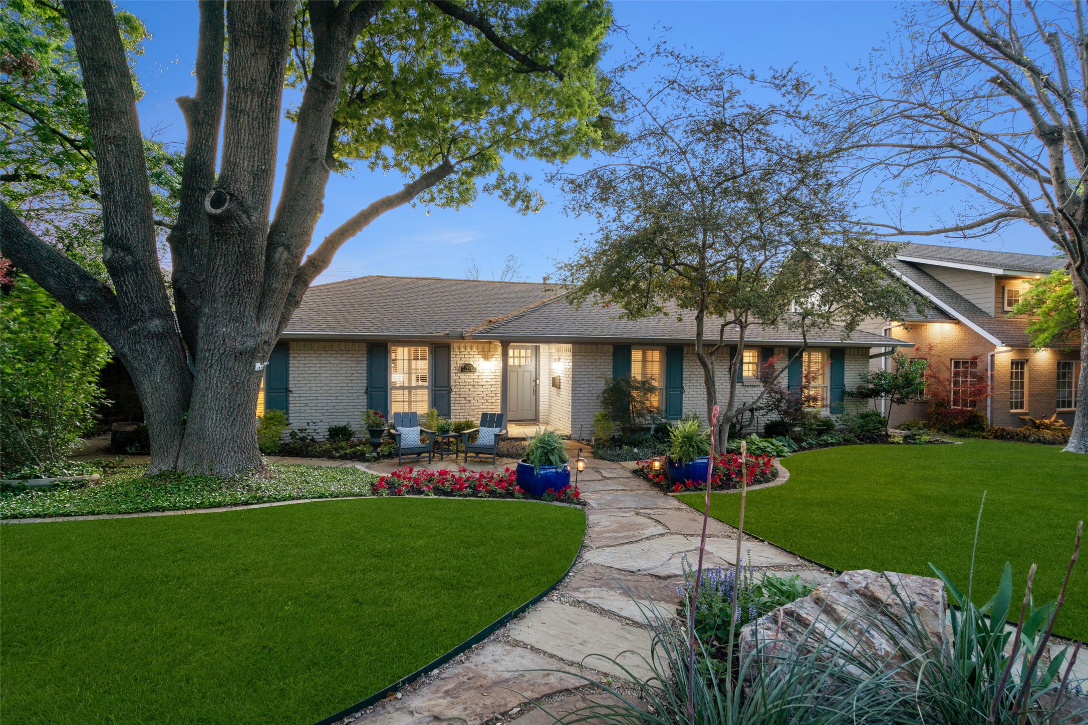 9709 Elmcrest Drive Dallas TX 75238