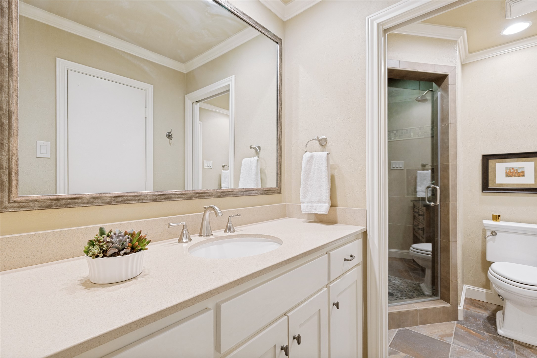 17228 Hidden Glen Drive Dallas TX 75248