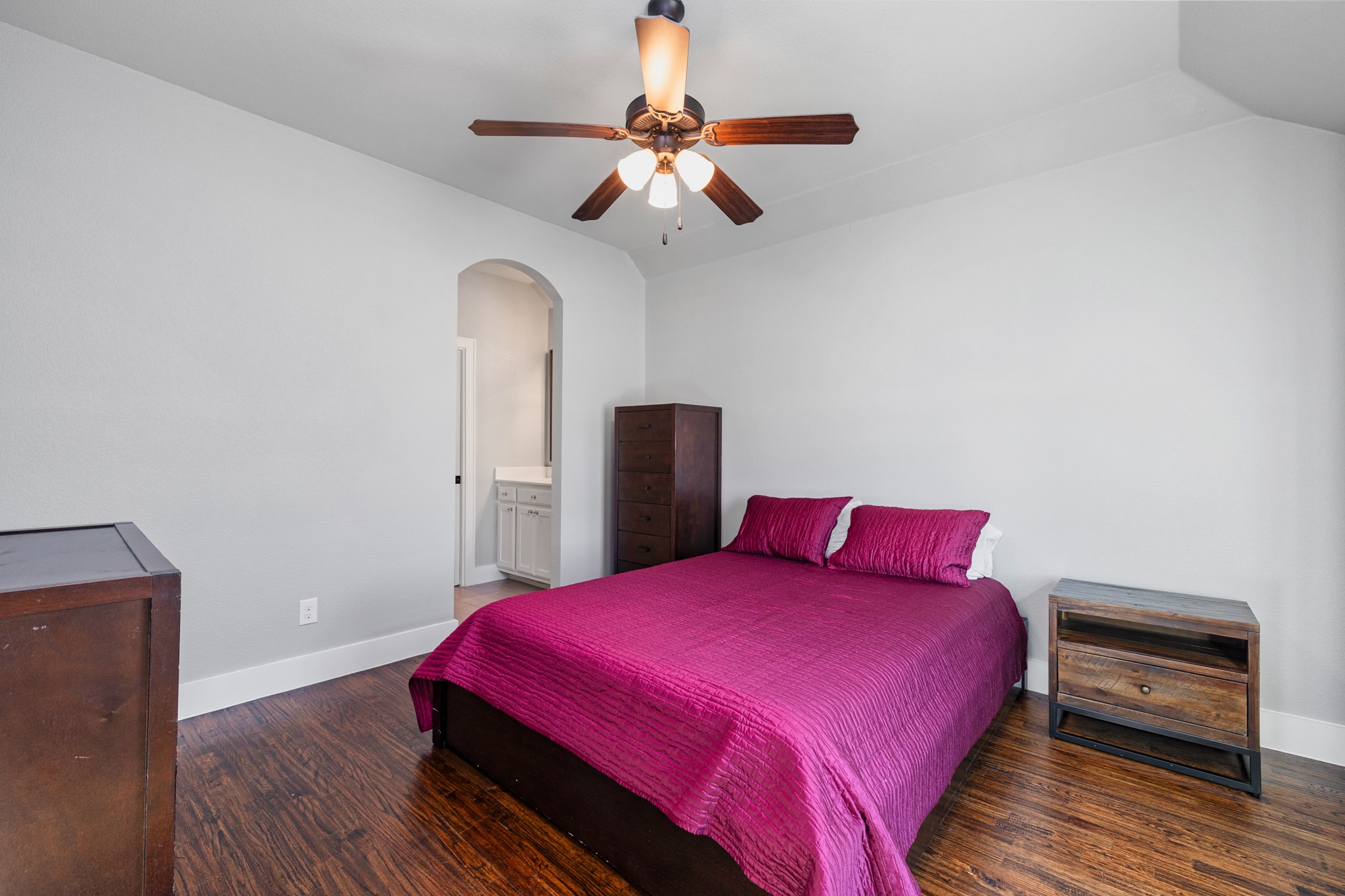 649 Prairie Avenue Aledo TX 76008