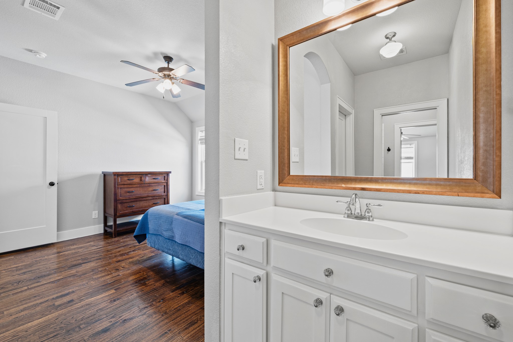 649 Prairie Avenue Aledo TX 76008