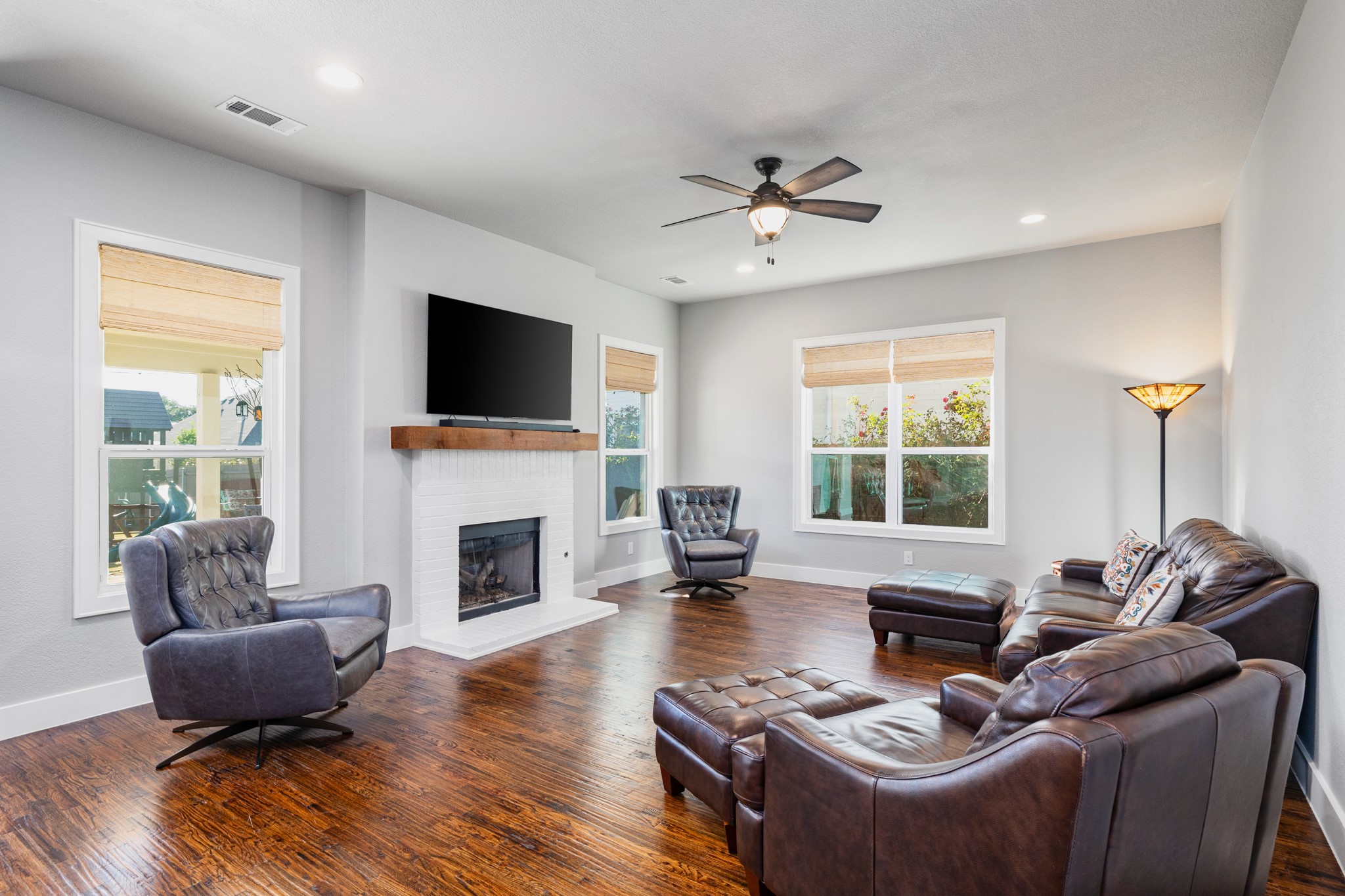 649 Prairie Avenue Aledo TX 76008