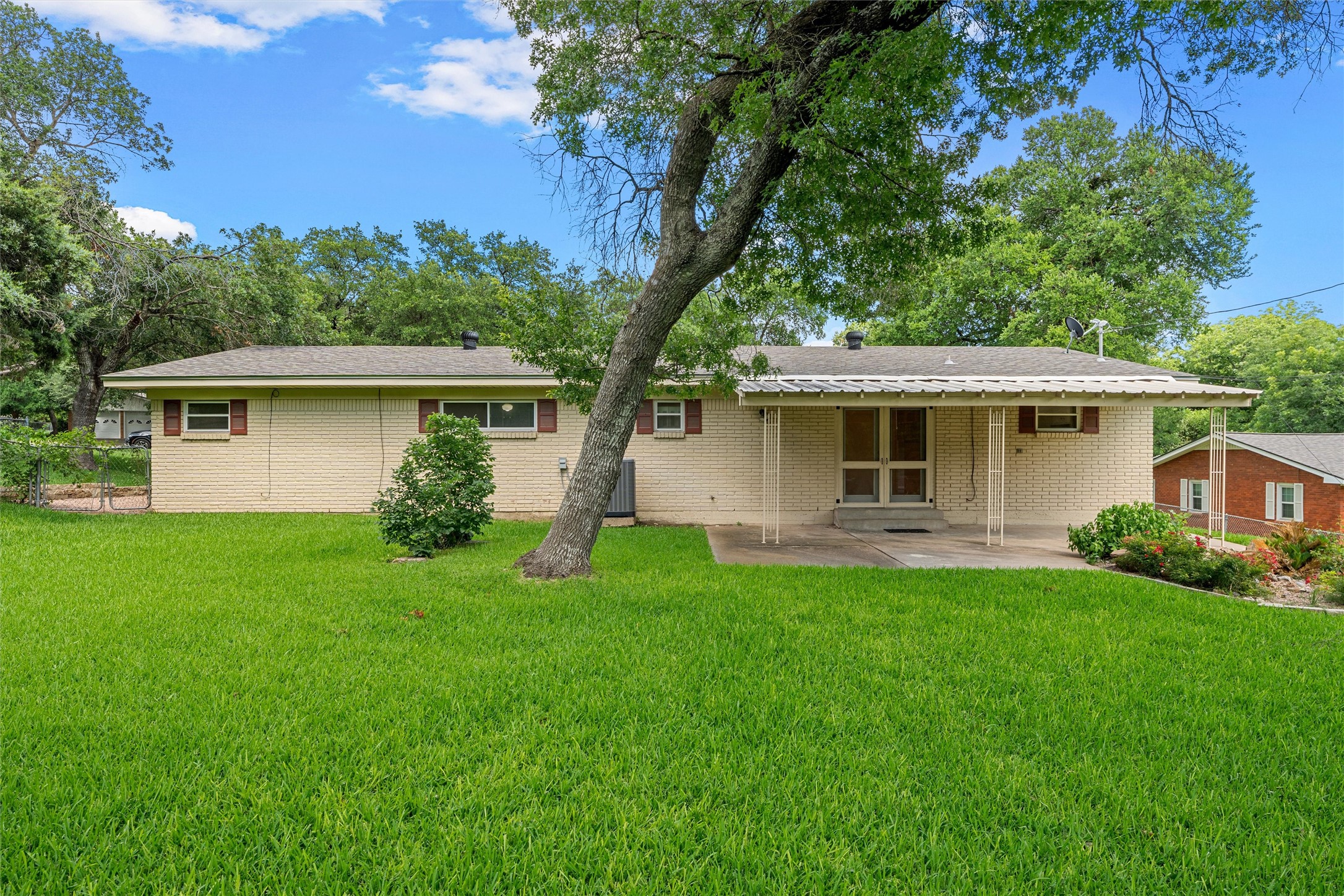 640 Cardinal Drive Woodway TX 76712