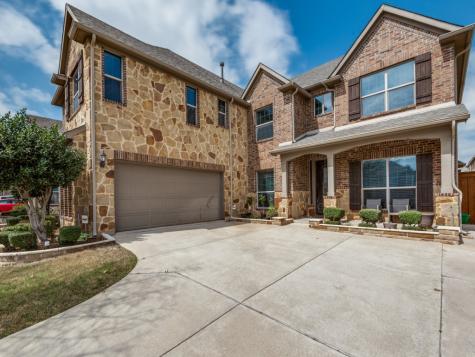 2932 Barco Grand Prairie TX 75054