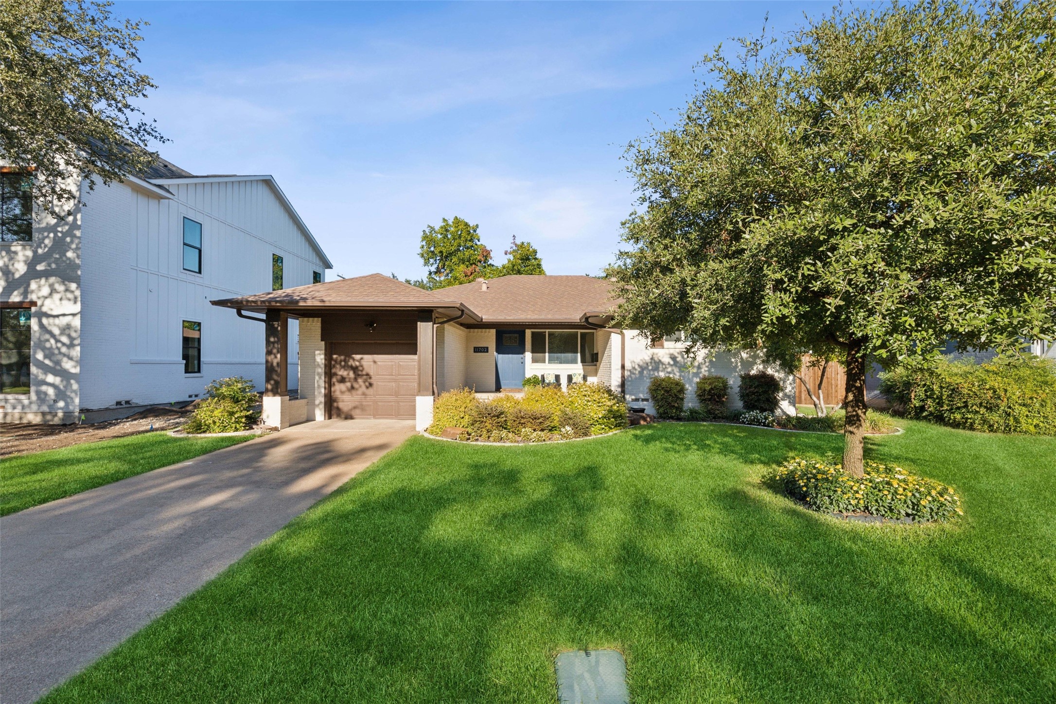 11702 Lochwood Boulevard Dallas TX 75218