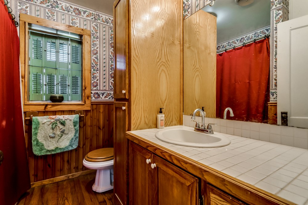 110 County Road 567 Eastland TX 76448