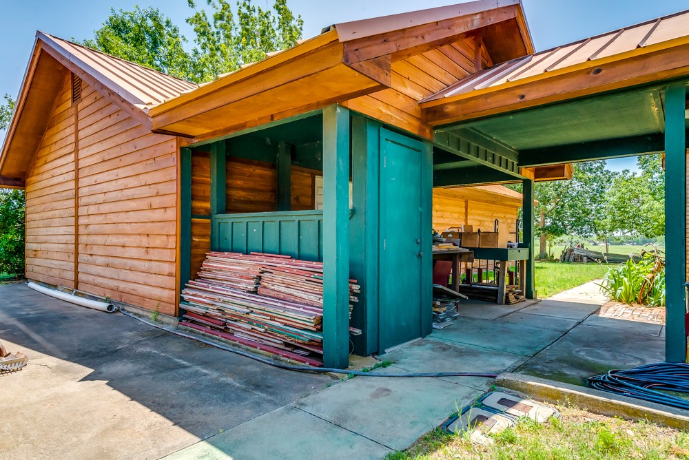 110 County Road 567 Eastland TX 76448