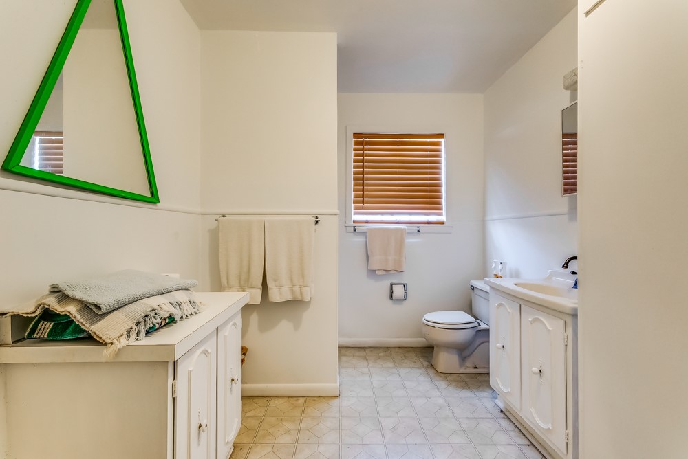 110 County Road 567 Eastland TX 76448
