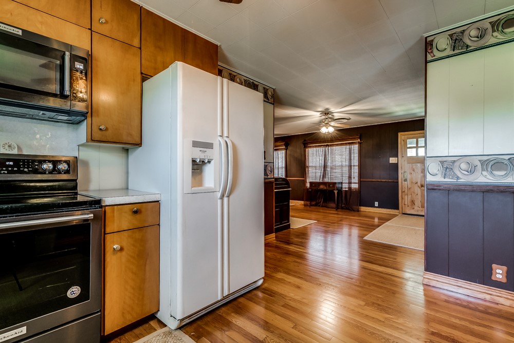 110 County Road 567 Eastland TX 76448