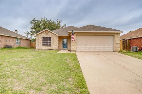 1004 Rock Springs Drive Burleson TX 76028