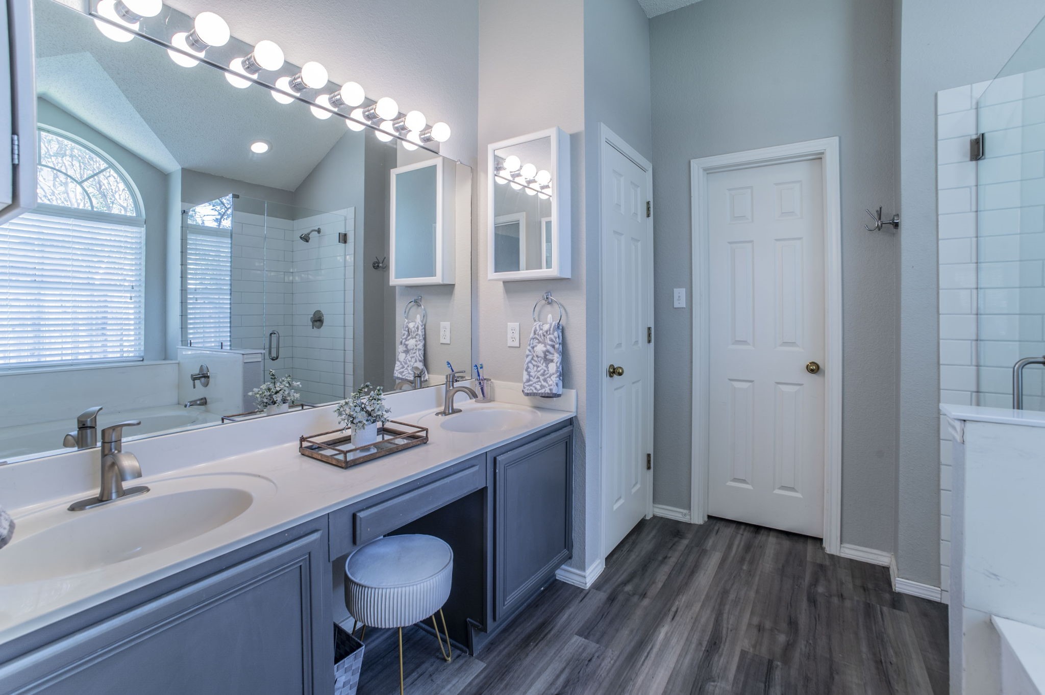 6405 Redstone Drive Arlington TX 76001