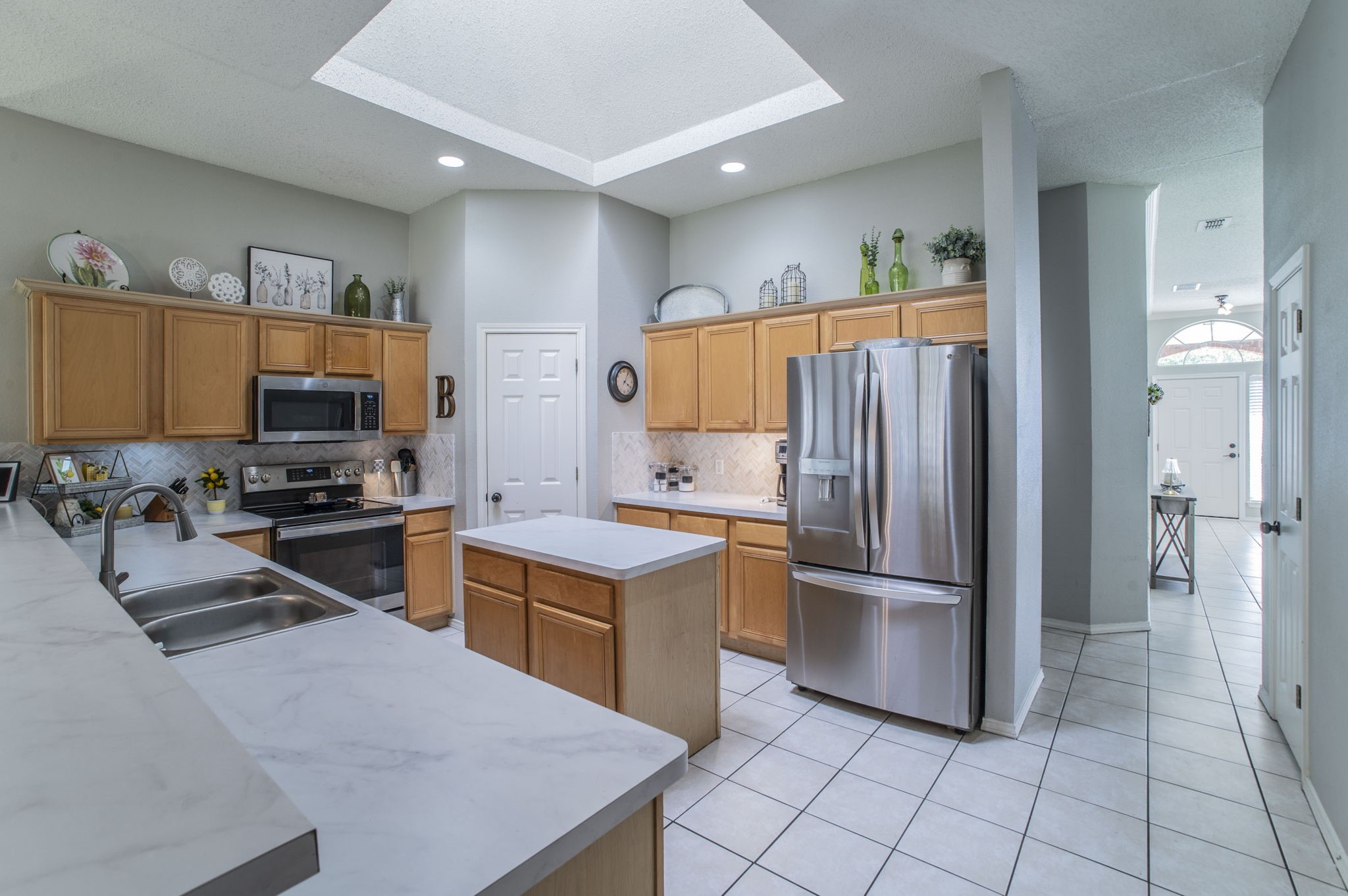 6405 Redstone Drive Arlington TX 76001