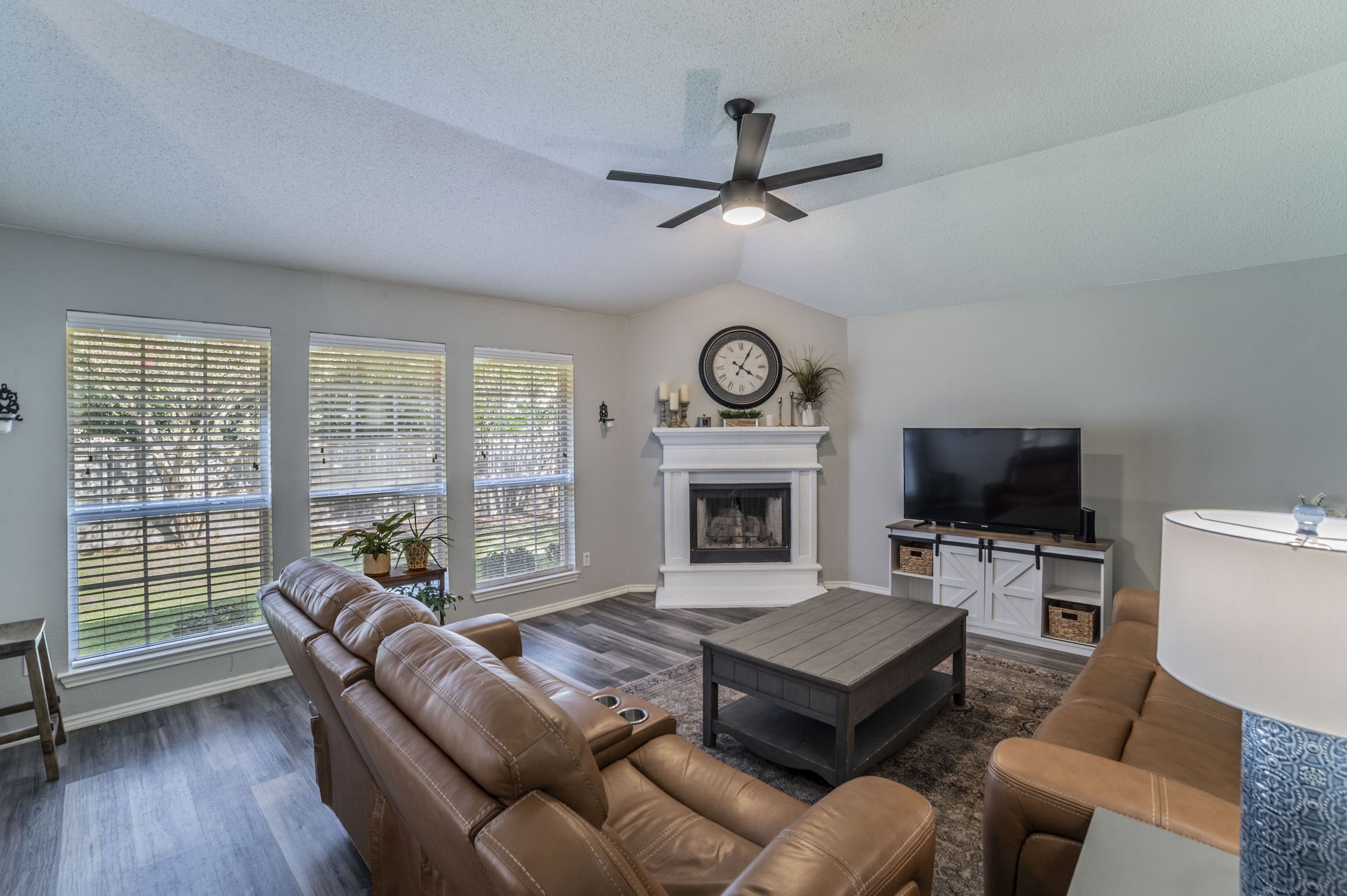 6405 Redstone Drive Arlington TX 76001