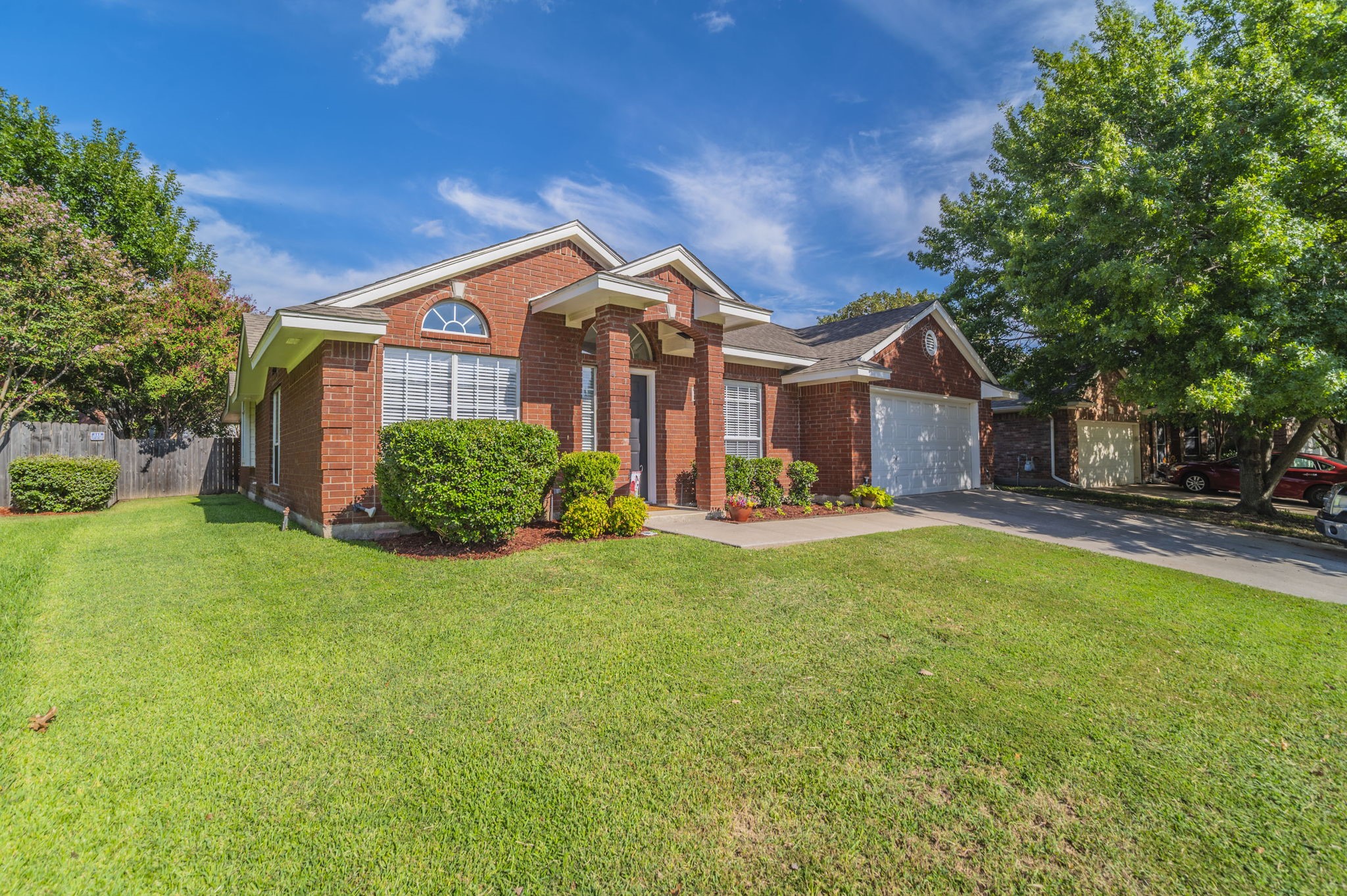 6405 Redstone Drive Arlington TX 76001