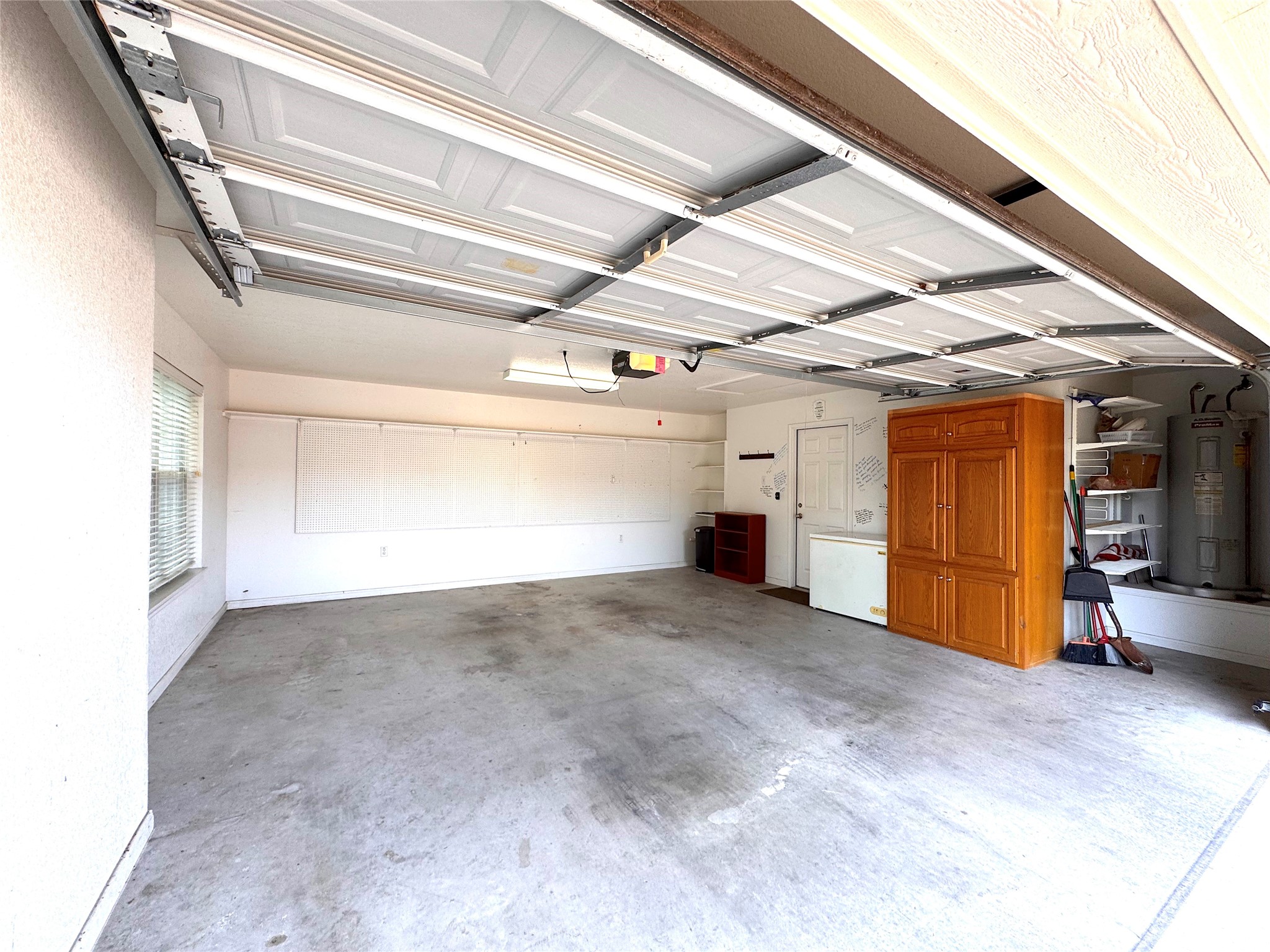 1128 Heatherwood Hewitt TX 76643