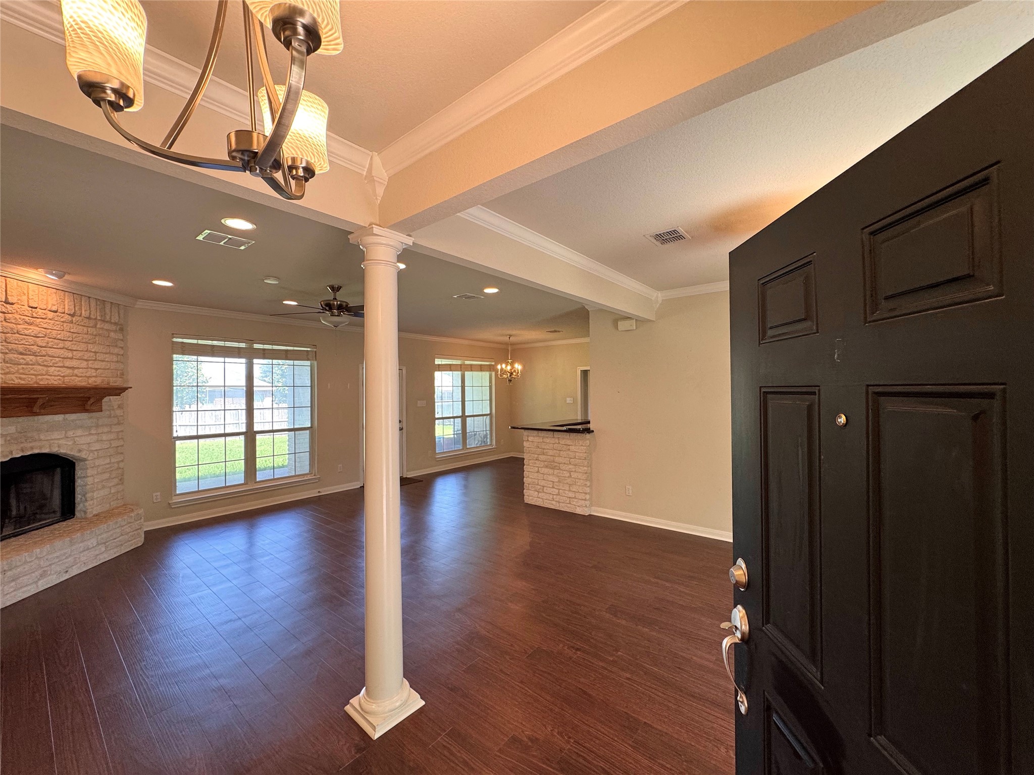 1128 Heatherwood Hewitt TX 76643