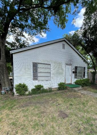 102 Anderson Street Waxahachie TX 75165
