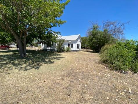 412 S Cleveland Meridian TX 76665