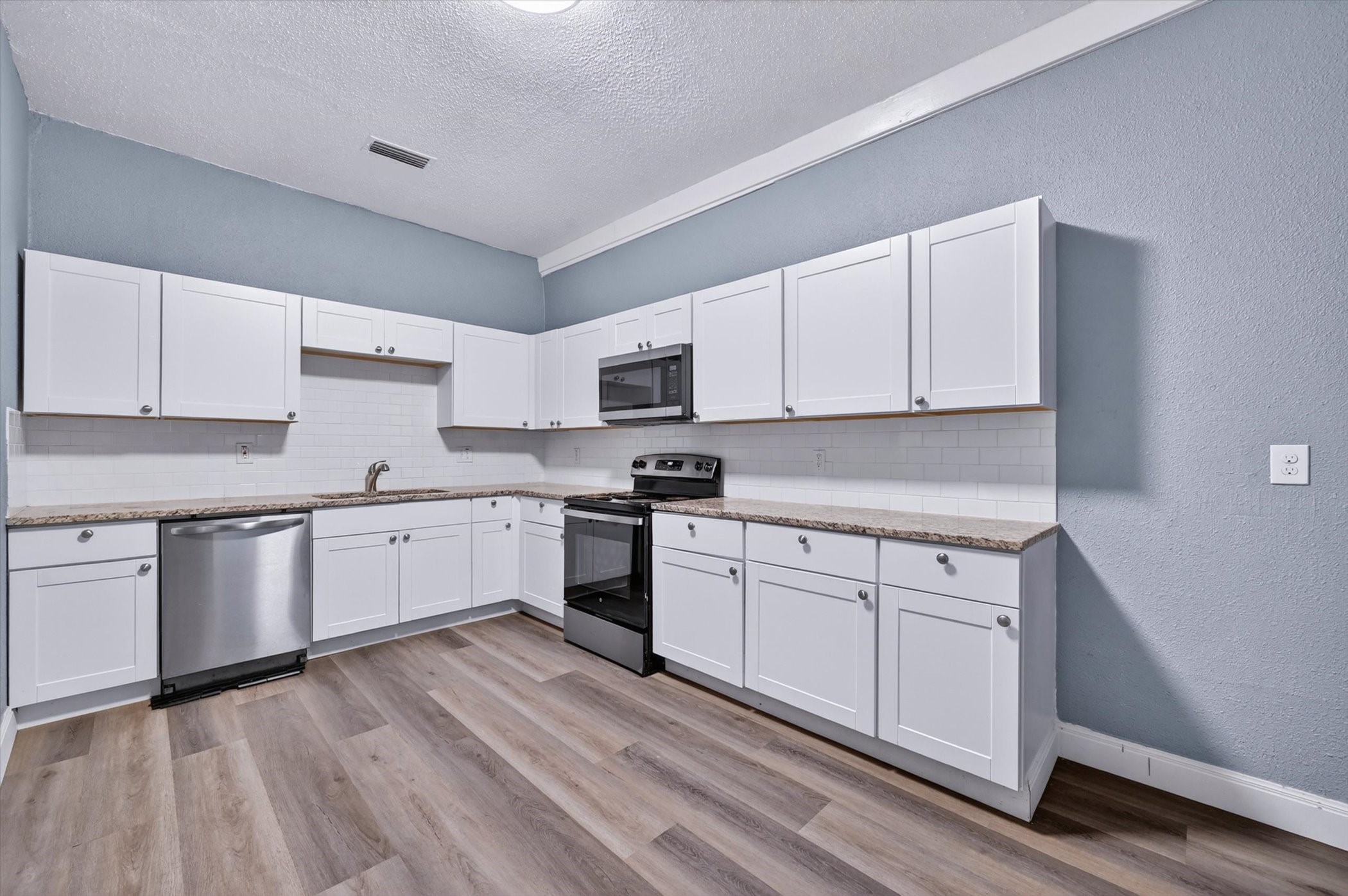 401 E Buffalo Street Forney TX 75126