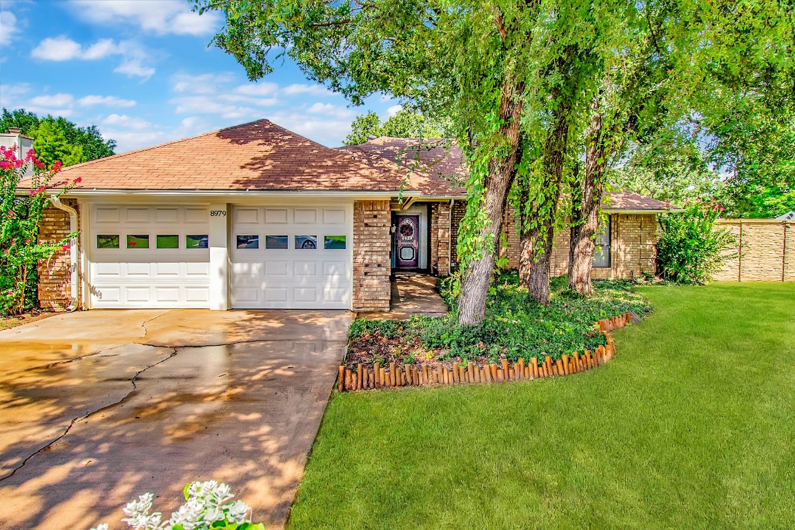 8979 Bradley Drive North Richland Hills TX 76182